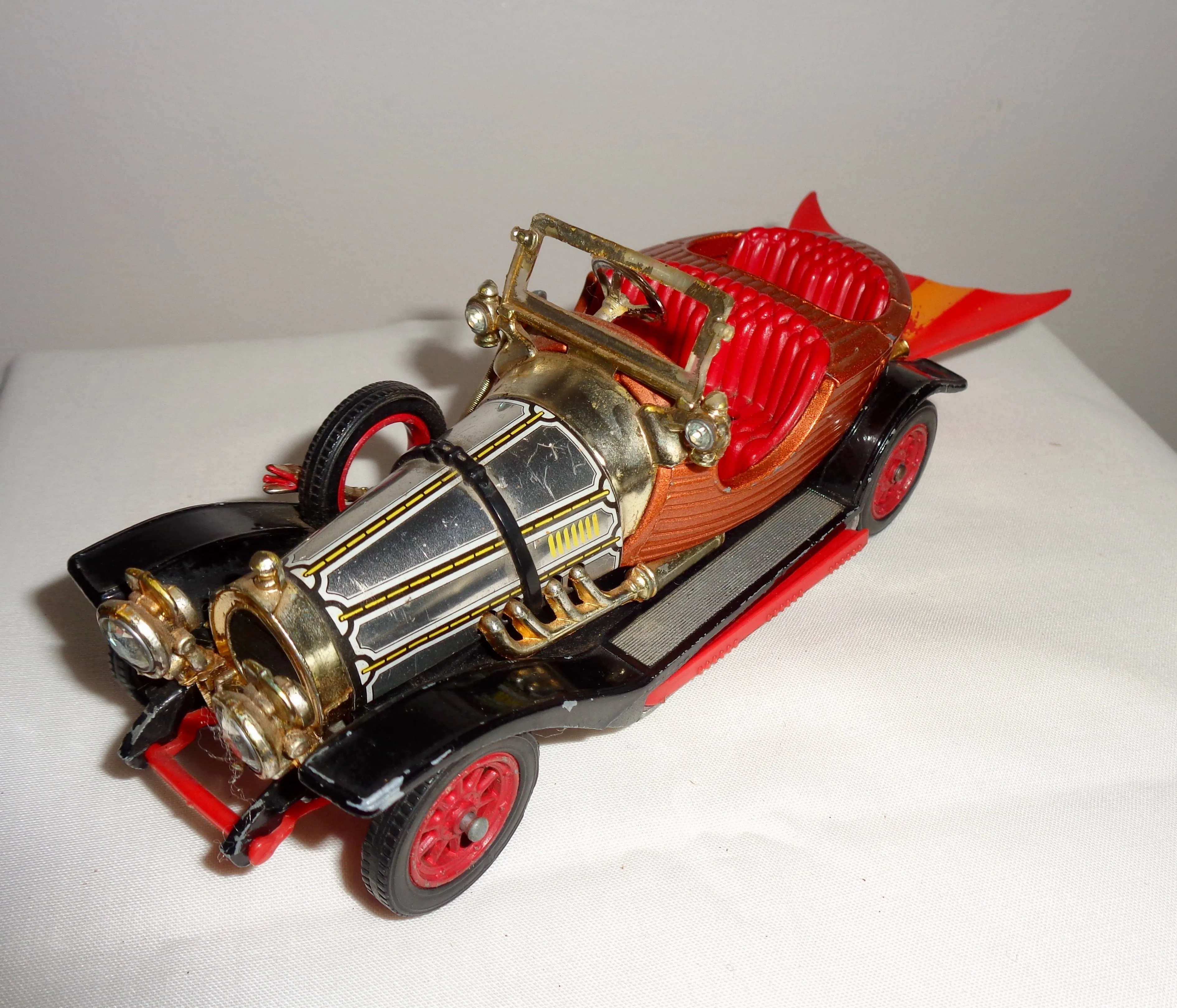 1968 Corgi Toys Chitty Chitty Bang Bang Model 266