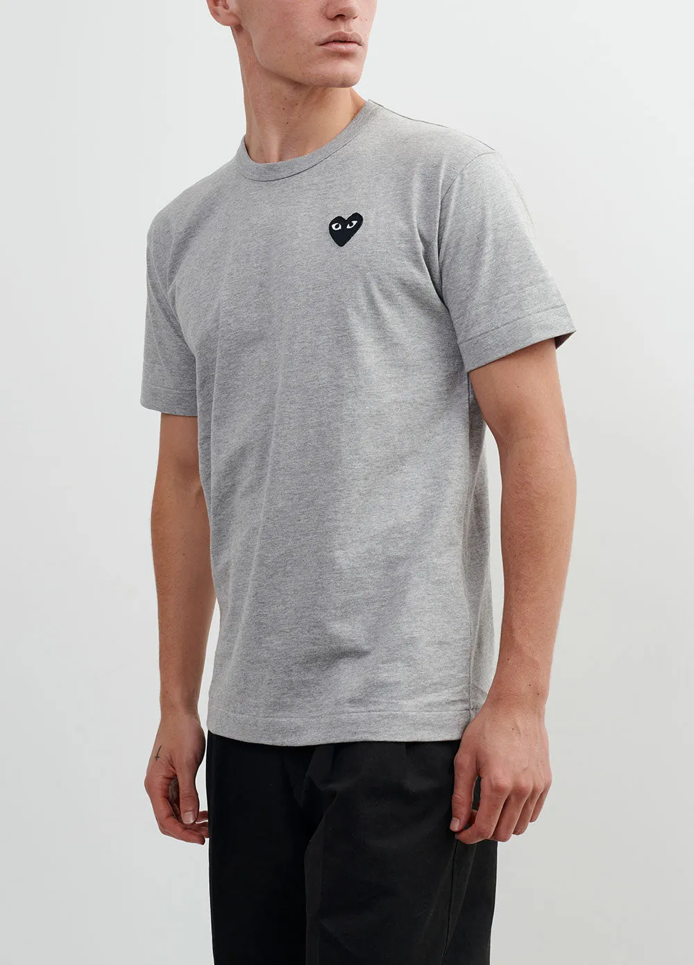 Comme Play T076 Blk Emblem T Grey L