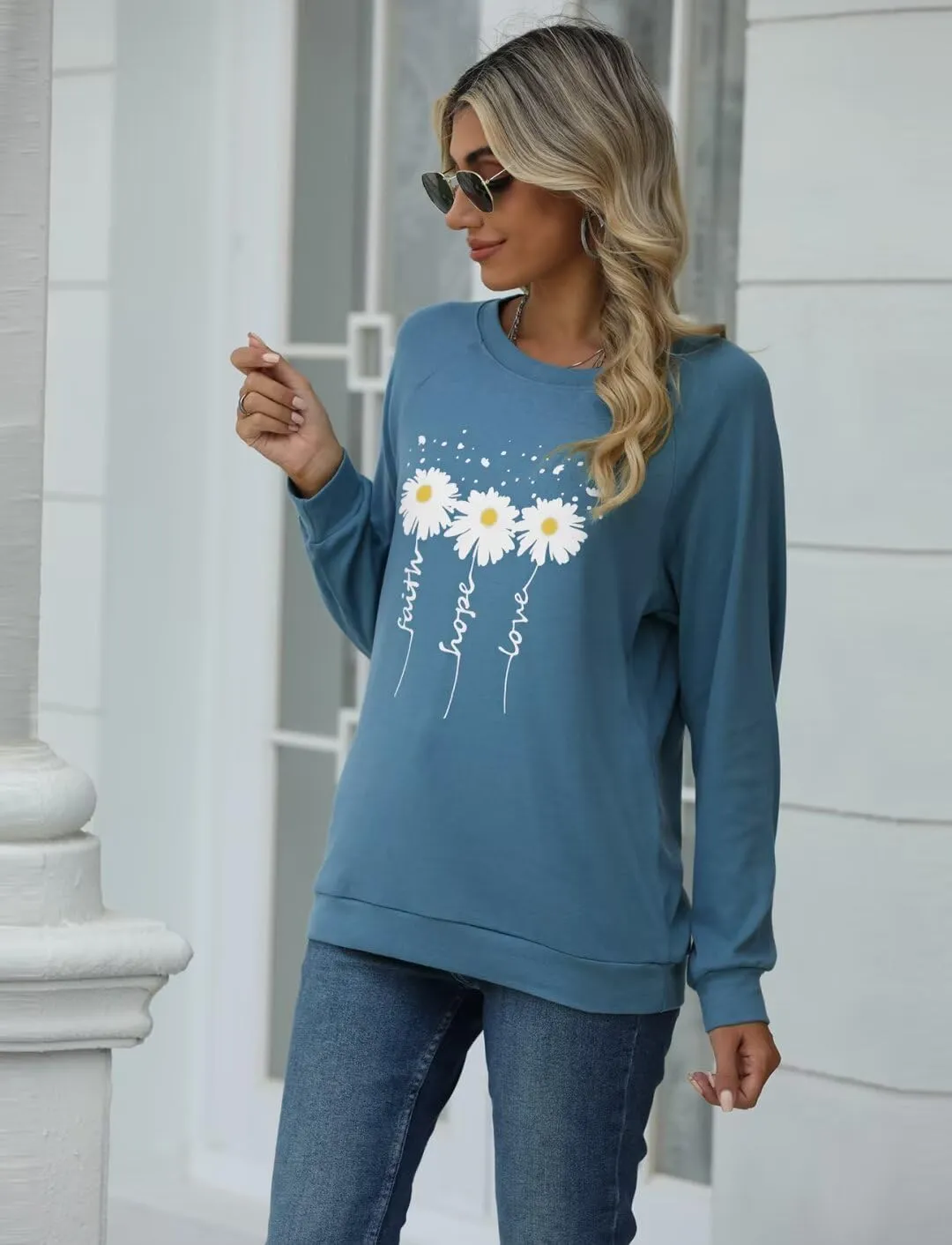 EADINVE Women Crewneck Daisy Print Long Sleeve Sweatshirts Faith-Hope-Love Graphic Tops Casual Loose Fit Pullover Shirts