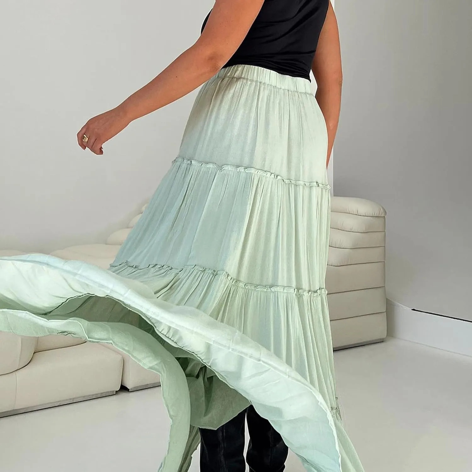 FOMOYUU Tiered Long Skirts for Women Elastic Waist Pleated Flowy A-Line Maxi Skirt Ruffle Swing Boho Summer Beach Skirt