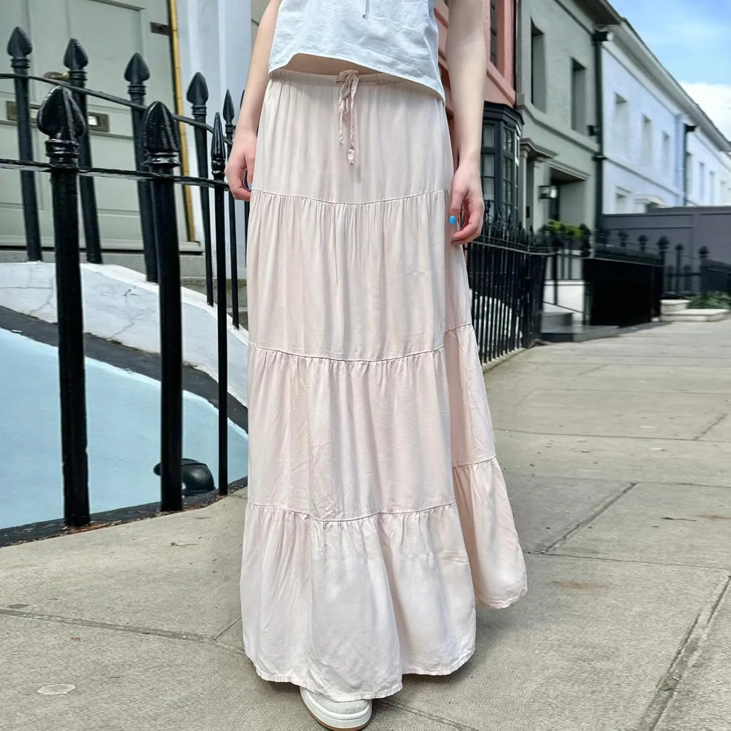 FOMOYUU Tiered Long Skirts for Women Elastic Waist Pleated Flowy A-Line Maxi Skirt Ruffle Swing Boho Summer Beach Skirt