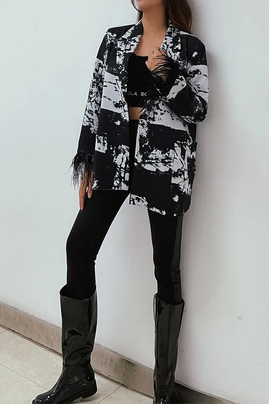 GRAPHIC PRINT FEATHER BLAZER