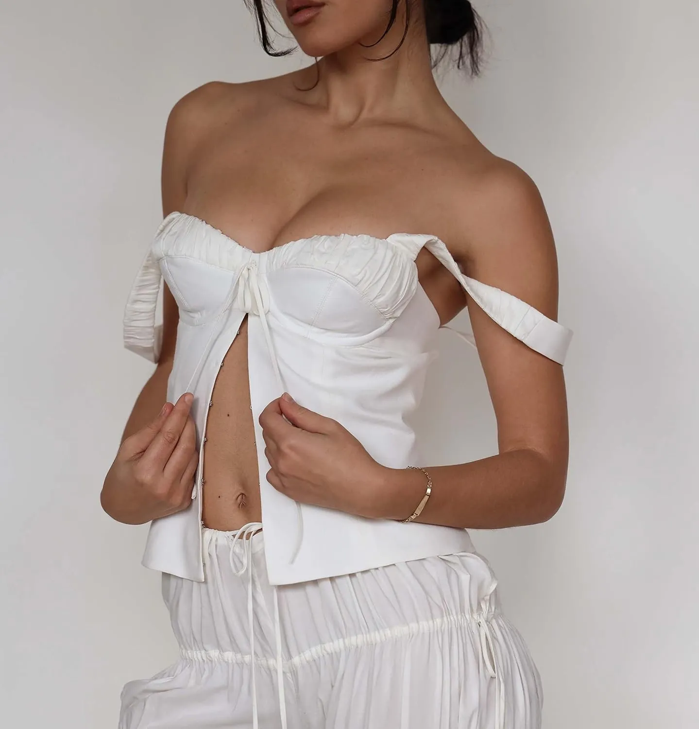 Women Vintage Lace Trim Camisole Spaghetti Strap Slim Fit Camis Low Cut Backless Tank Top Y2K Streetwear